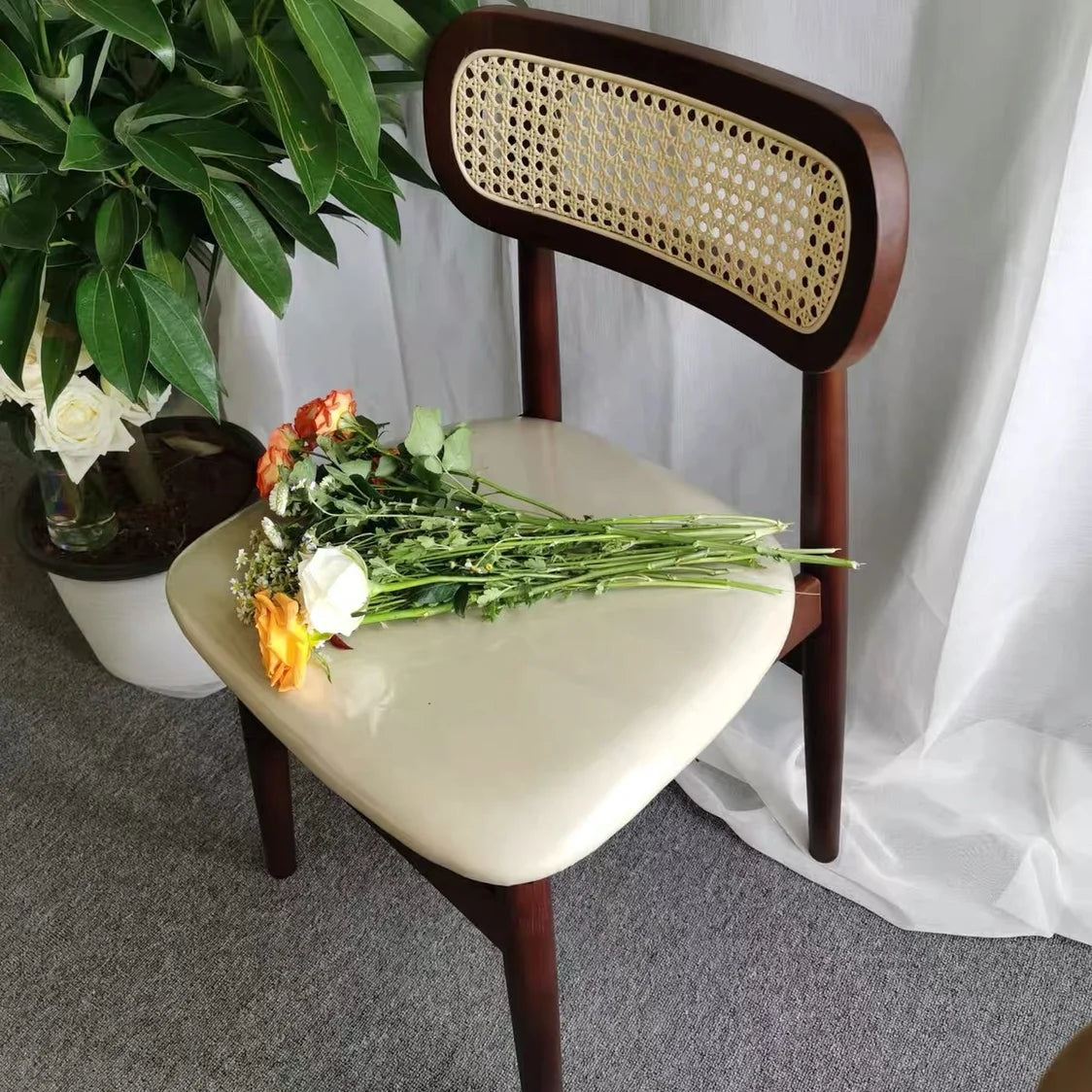 Nordic Dinning Retro Chair